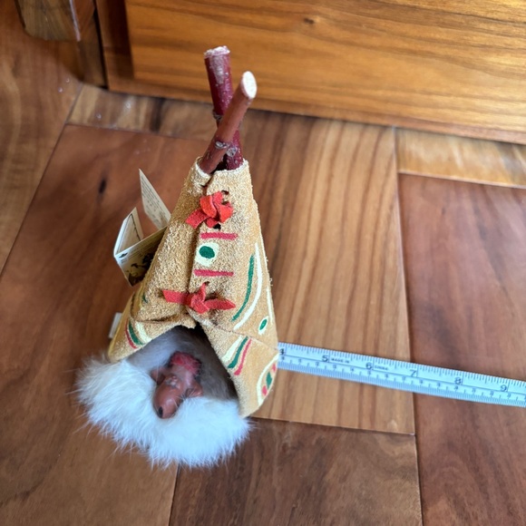 Vintage First Nations Canadian art- Teepee and baby - Picture 11 of 12